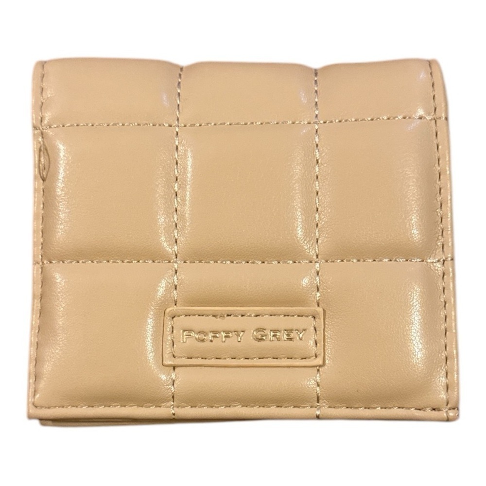 🧡 5 for $25 🧡 POPPY GREY Quilted Tan Wallet
